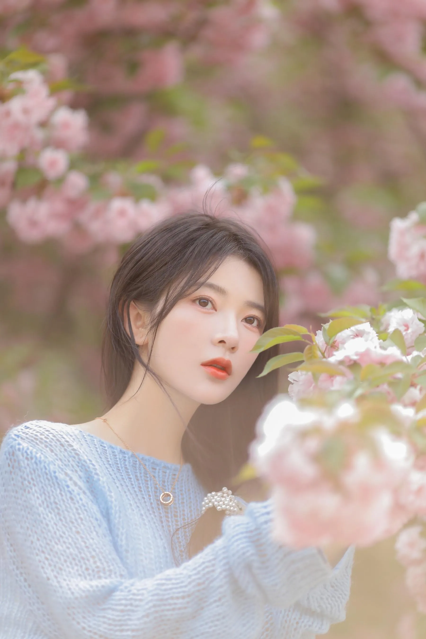 [艺图语] 2022.06.22 粉蓝晚樱 杨伊墨 [29P]插图5